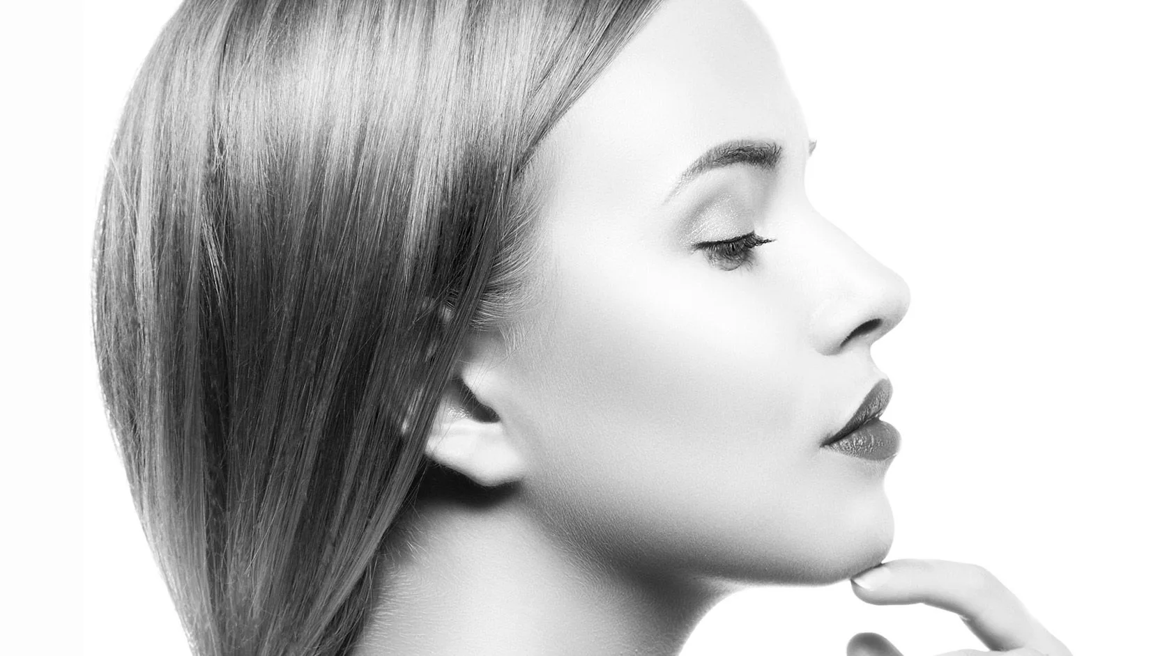 Injections d'acide hyaluronique pour le nez à Paris 8 - Dr Hayot